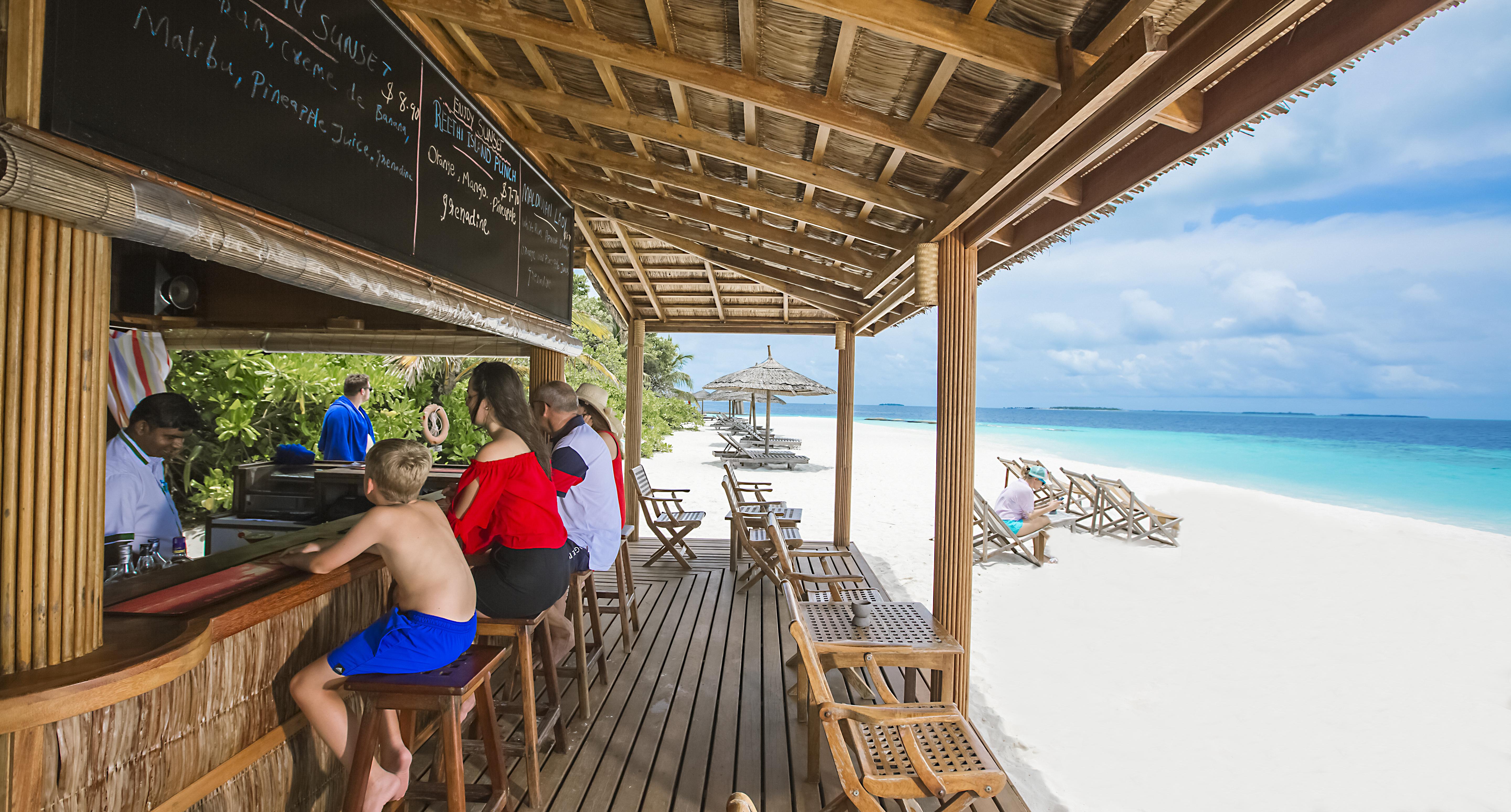 Reethi Beach Resort Kamadhoo Exterior photo