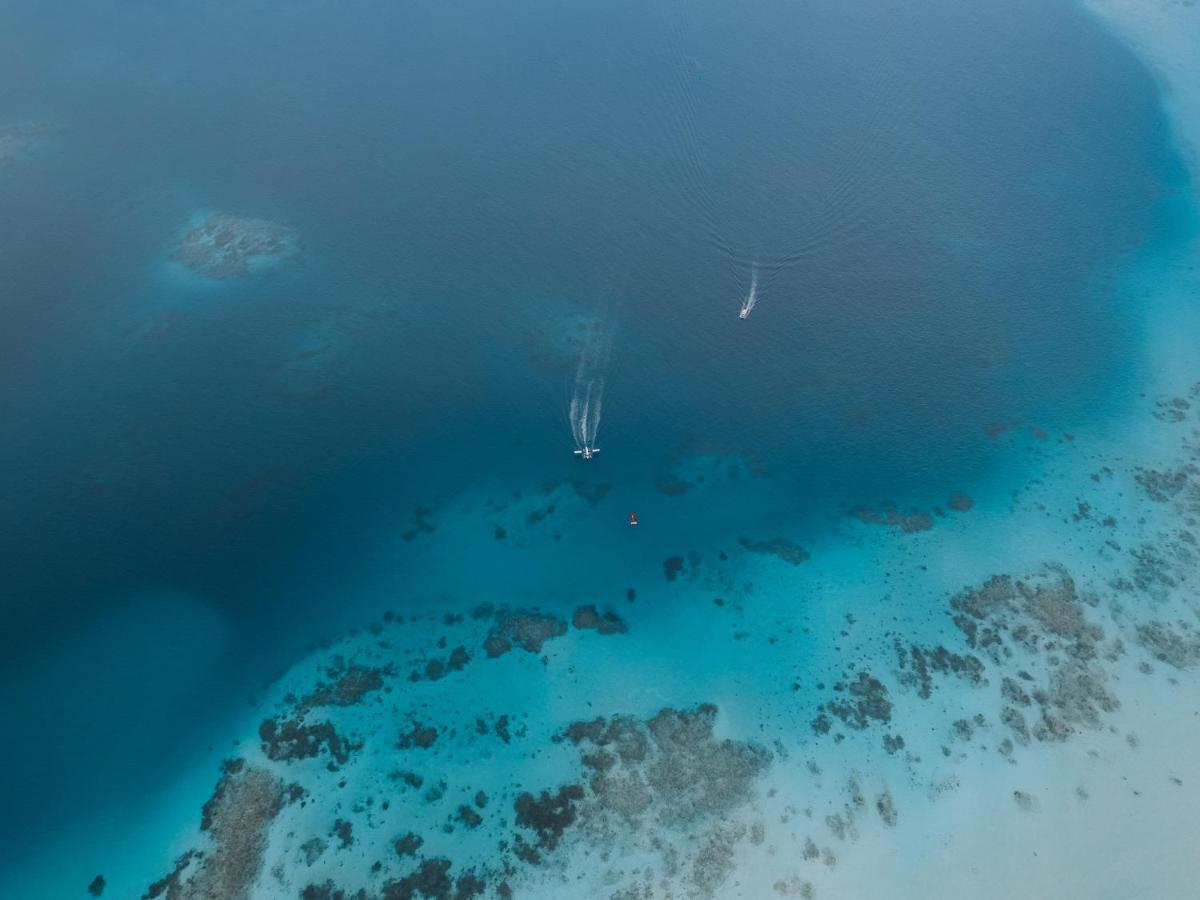 Reethi Beach Resort Kamadhoo Exterior photo